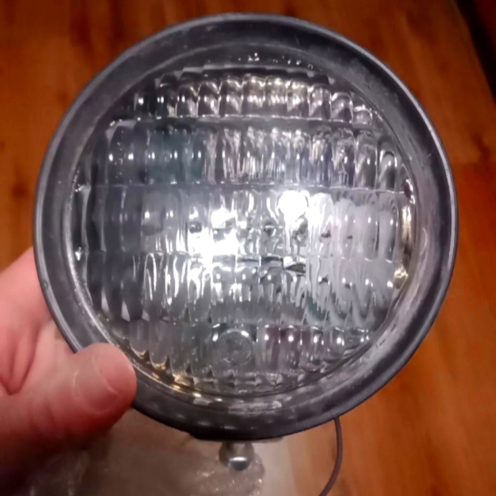 Vintage Signal Stat 620 Tractor / Plow / Fender Headlight Rubber Mounted Light